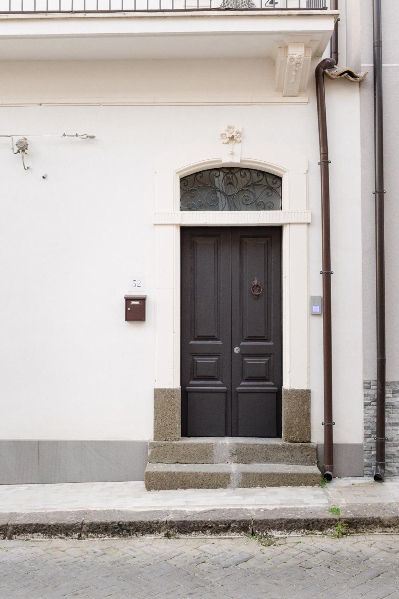 Casariso Apartment Grammichele ภายนอก รูปภาพ